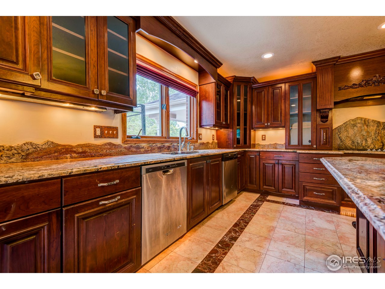 1909 Homestead Road Greeley, CO 80634 - Photo 18 of 38 Kitchen