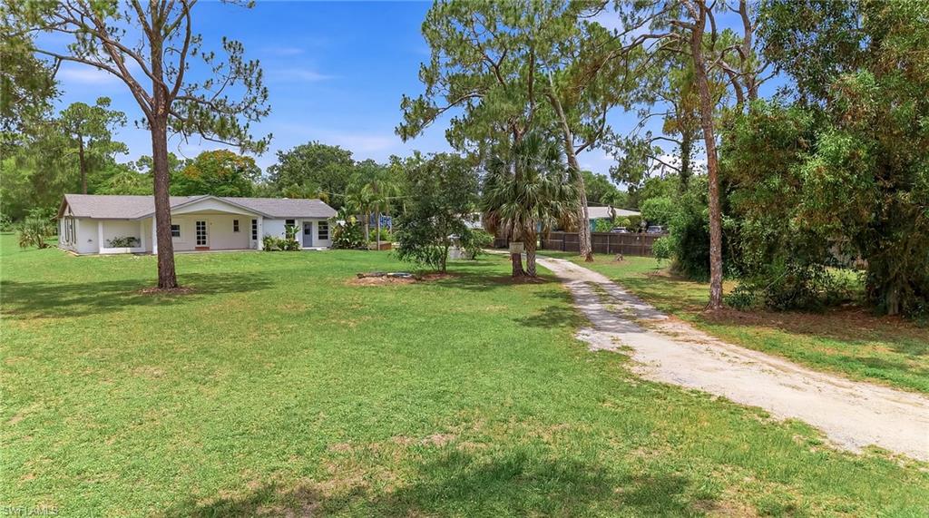 1290 St Clair Shores Road Naples, FL 34104 - Photo 5 of 48