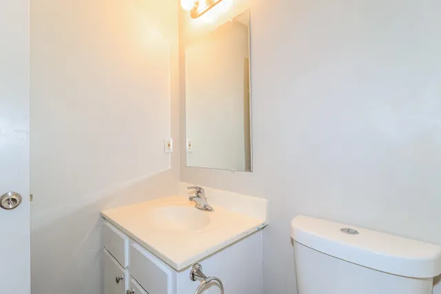 $1,240 | 3883 Winwood Drive, Memphis, TN 38128