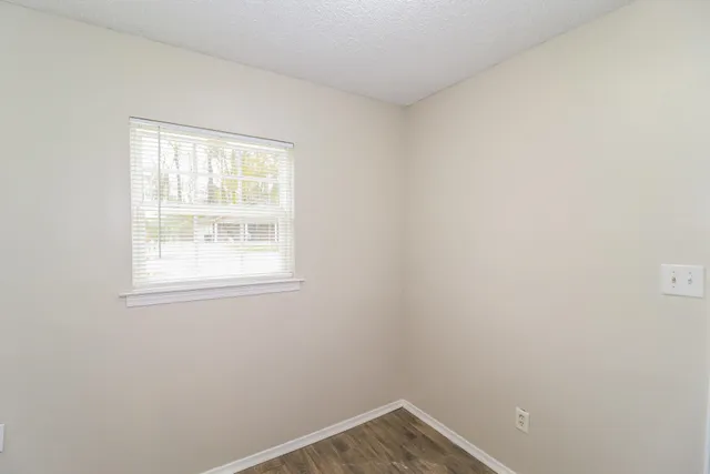 $1,240 | 3883 Winwood Drive, Memphis, TN 38128