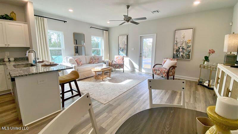 136 Debuys Road Biloxi, MS 39531 - Photo 20 of 33 009_B