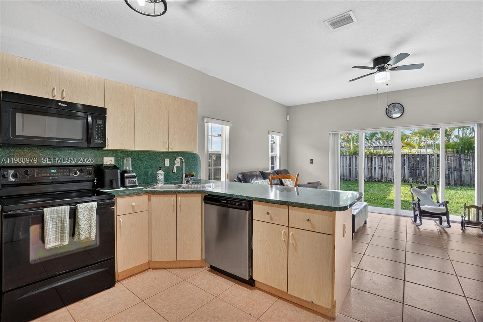 14490 Southwest 180th Street Miami, FL 33177 - Photo 13 of 34
