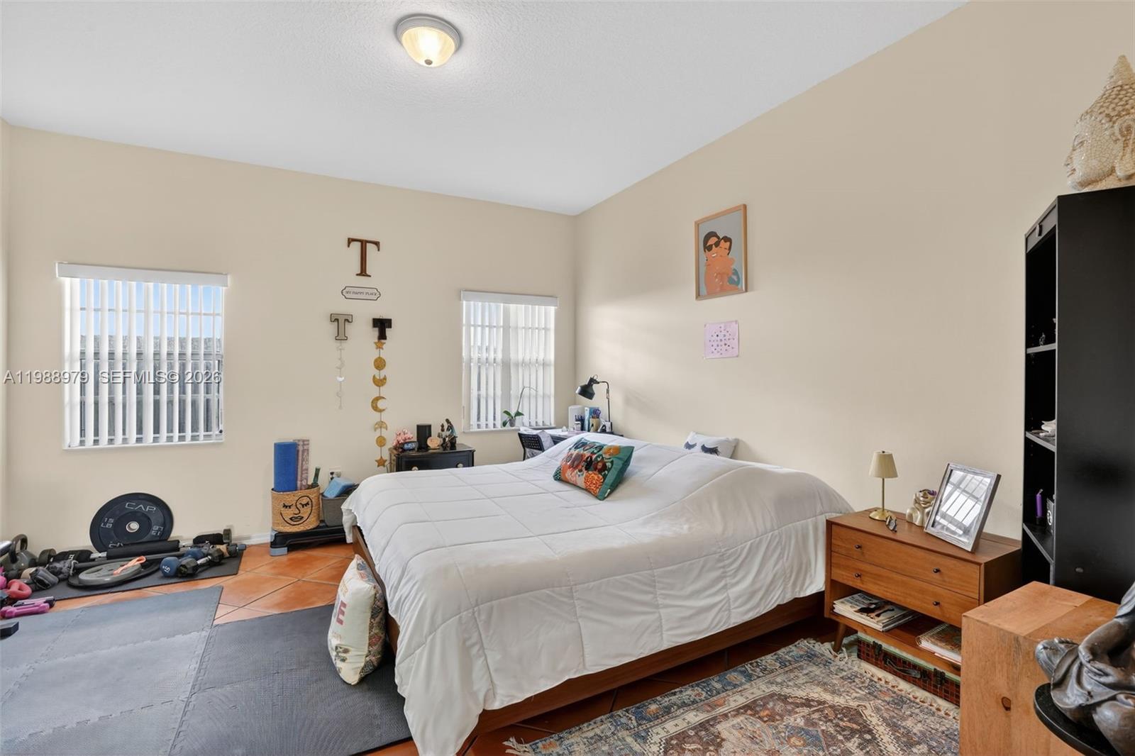 14490 Southwest 180th Street Miami, FL 33177 - Photo 16 of 34