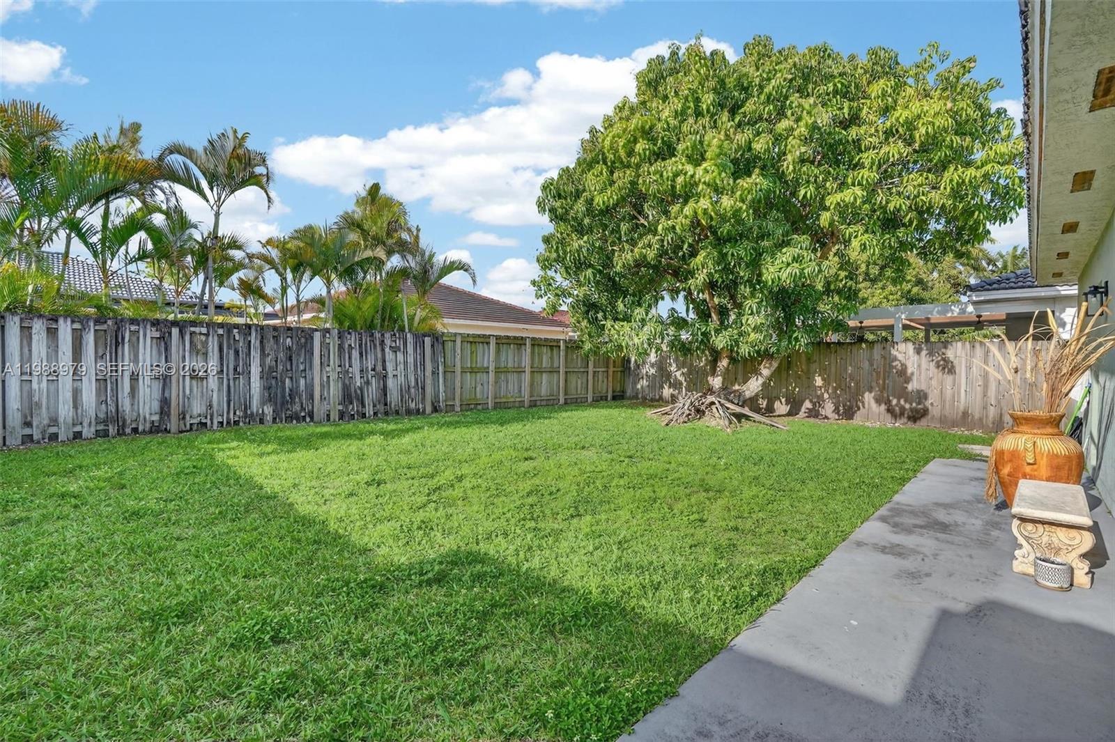 14490 Southwest 180th Street Miami, FL 33177 - Photo 28 of 34