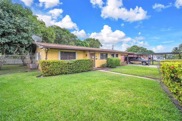 $515,000 | 3750 Northwest 174th Street, Miami Gardens, FL 33055