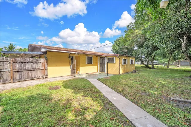 $515,000 | 3750 Northwest 174th Street, Miami Gardens, FL 33055