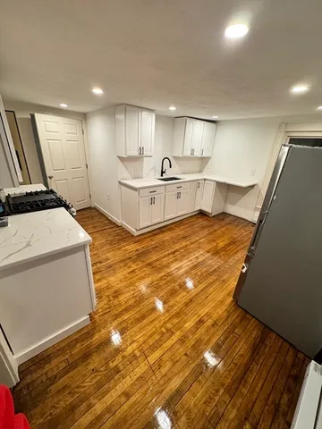 $1,800 | 213 Mechanic Street, Unit 3, Leominster, MA 01453