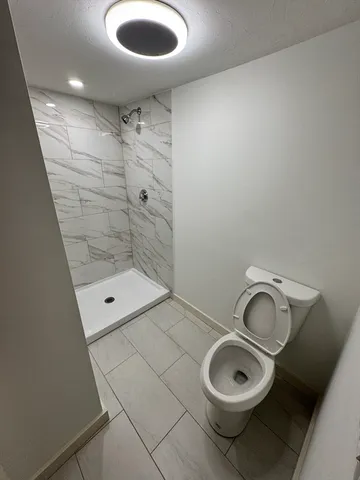 $1,800 | 213 Mechanic Street, Unit 3, Leominster, MA 01453