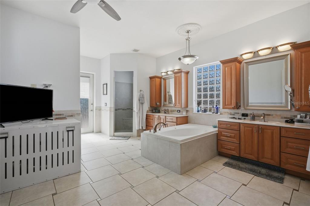 10030 Orchard Way Spring Hill, FL 34608 - Photo 14 of 72