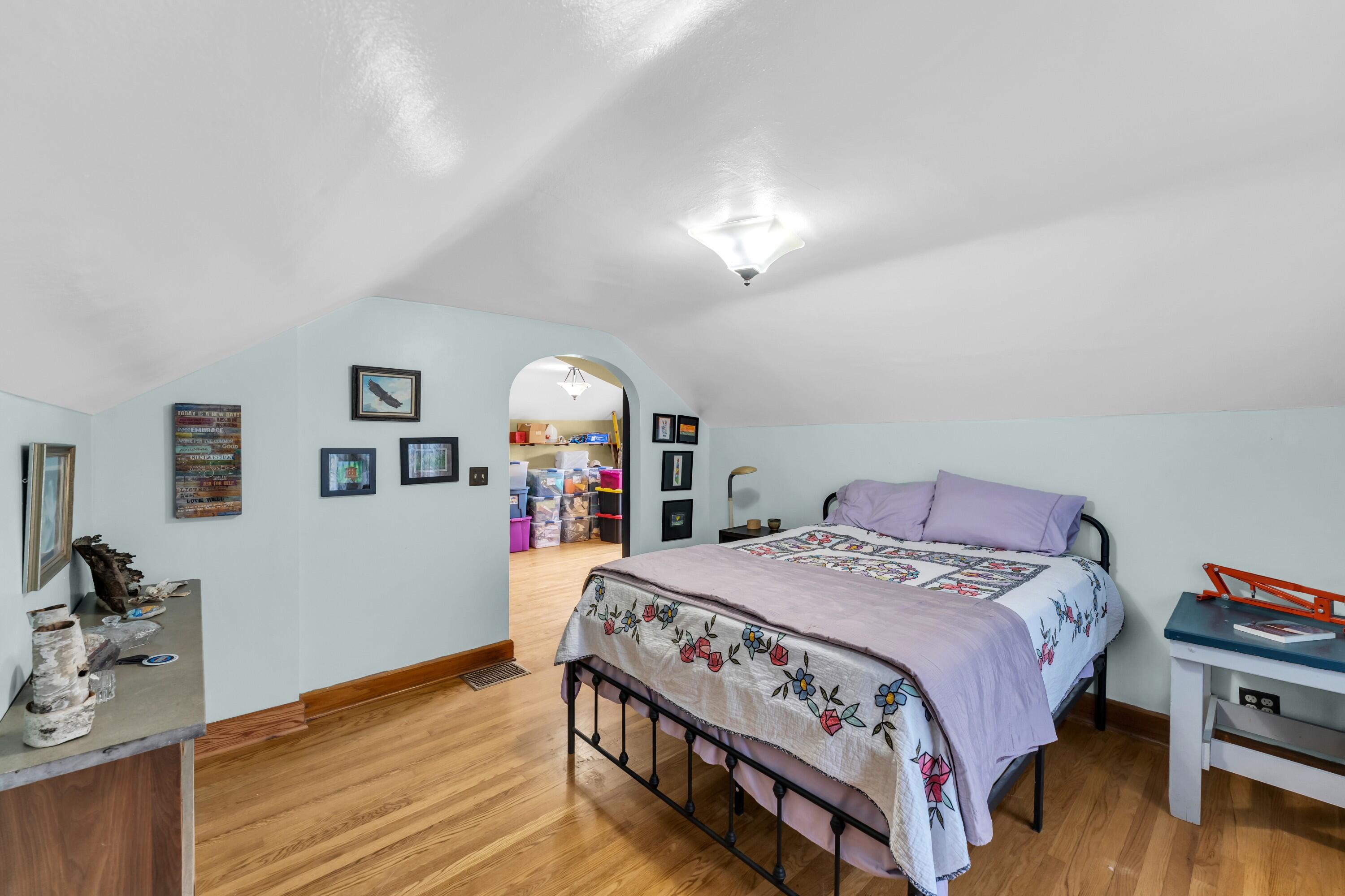 1755 Orchard Street Racine, WI 53405 - Photo 35 of 55 Photo (32)