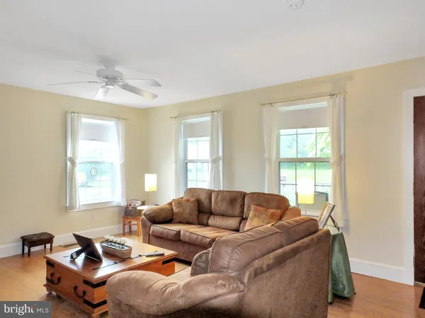 $349,900 | 2826 Hoopers Island Road, Church Creek, MD 21622