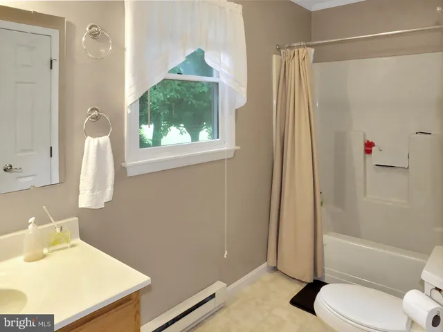 $349,900 | 2826 Hoopers Island Road, Church Creek, MD 21622