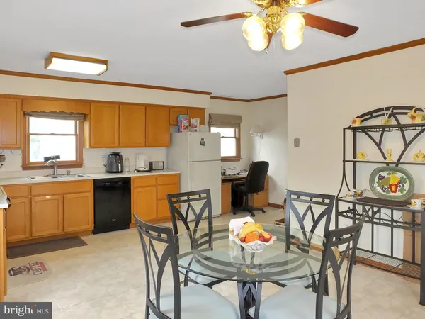 $349,900 | 2826 Hoopers Island Road, Church Creek, MD 21622