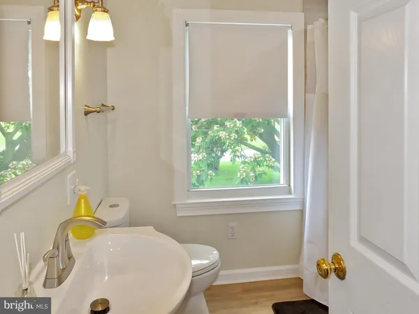 $349,900 | 2826 Hoopers Island Road, Church Creek, MD 21622