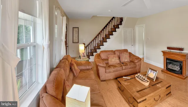 $349,900 | 2826 Hoopers Island Road, Church Creek, MD 21622