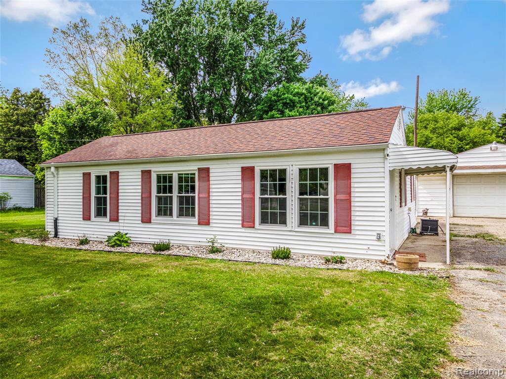 4431 East Mt Morris Road Mount Morris, MI 48458 - Photo 1 of 20