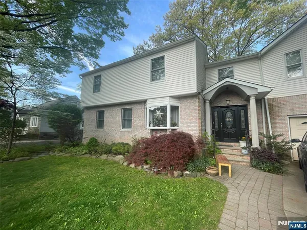 $2,200 | 116 Walsh Drive, Unit 2, Dumont, NJ 07628