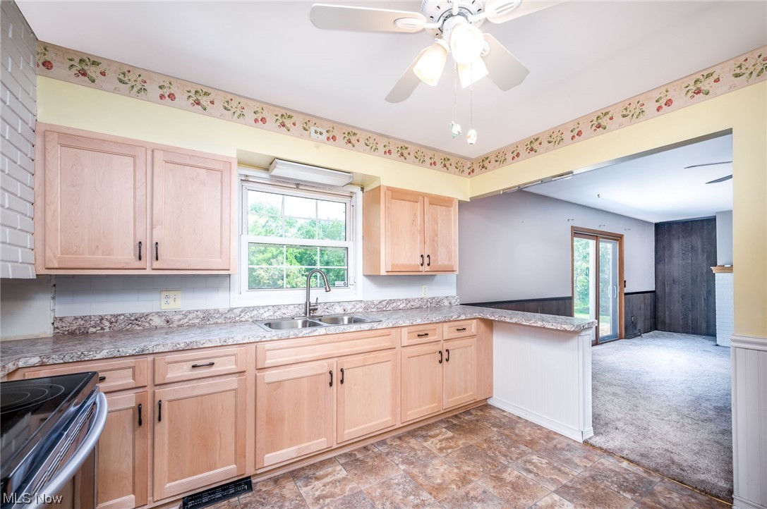 5781 Wolff Road Medina, OH 44256 - Photo 4 of 28 Updated Kitchen Open to Family Room