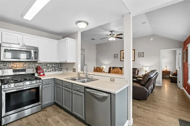 a picture of floor plan