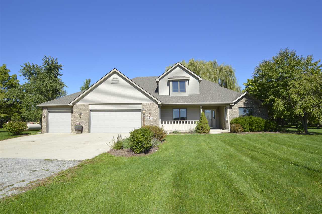 13127 Hoagland Road Hoagland, IN 46745 - Photo 1 of 36