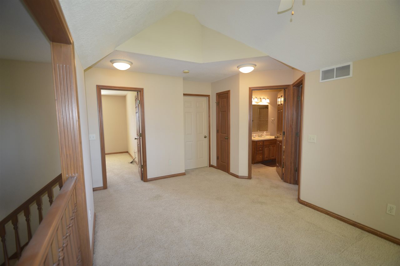 13127 Hoagland Road Hoagland, IN 46745 - Photo 23 of 36