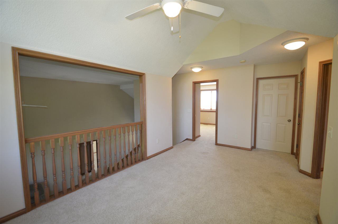 13127 Hoagland Road Hoagland, IN 46745 - Photo 24 of 36