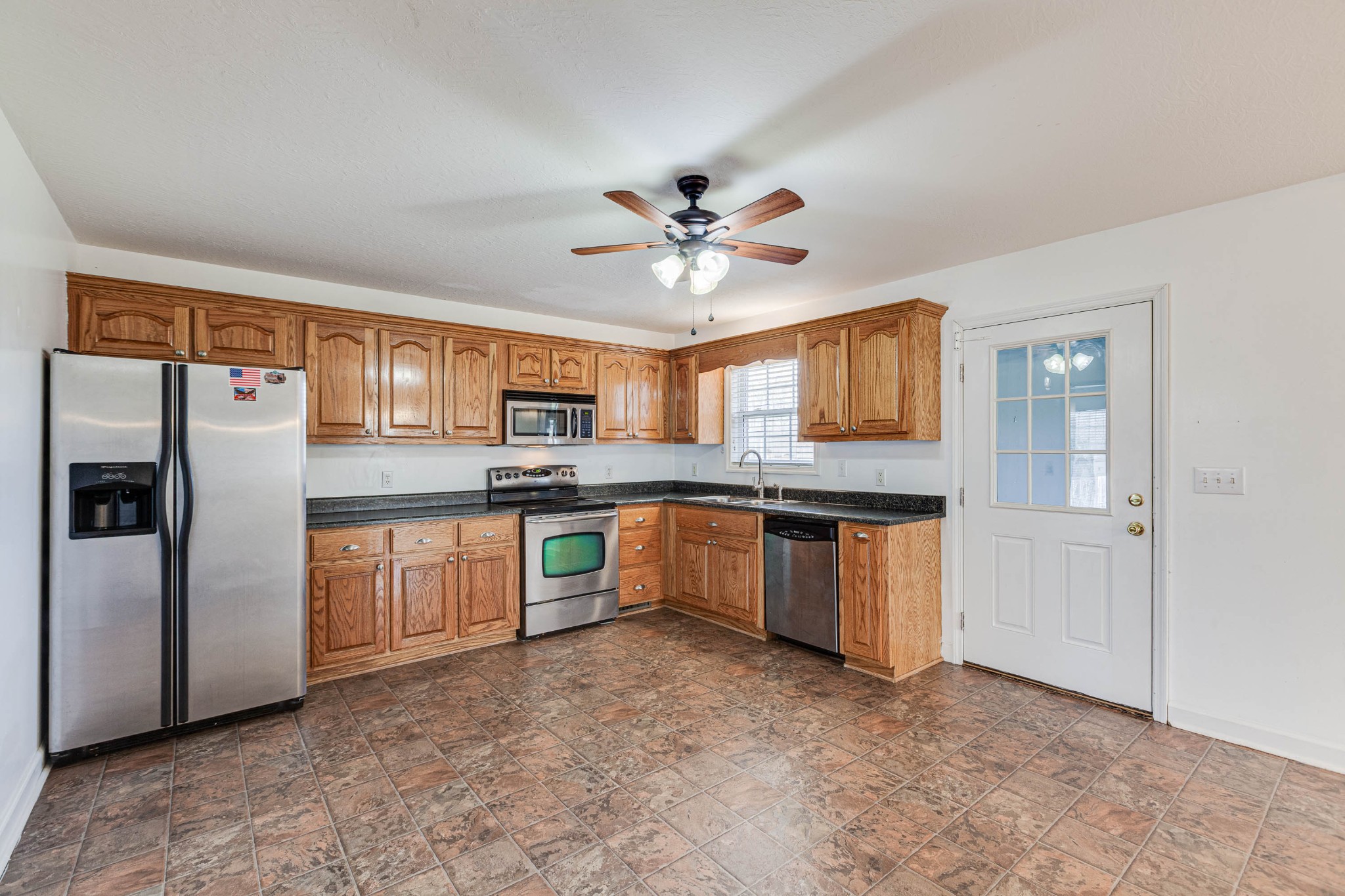 9128 Buttermilk Ridge Road Lawrenceburg, TN 38464 - Photo 8 of 44 Gallery Image 8