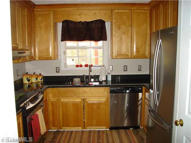 4821 Cashatt Road Trinity, NC 27370 - Photo 4 of 12 Kitchen.