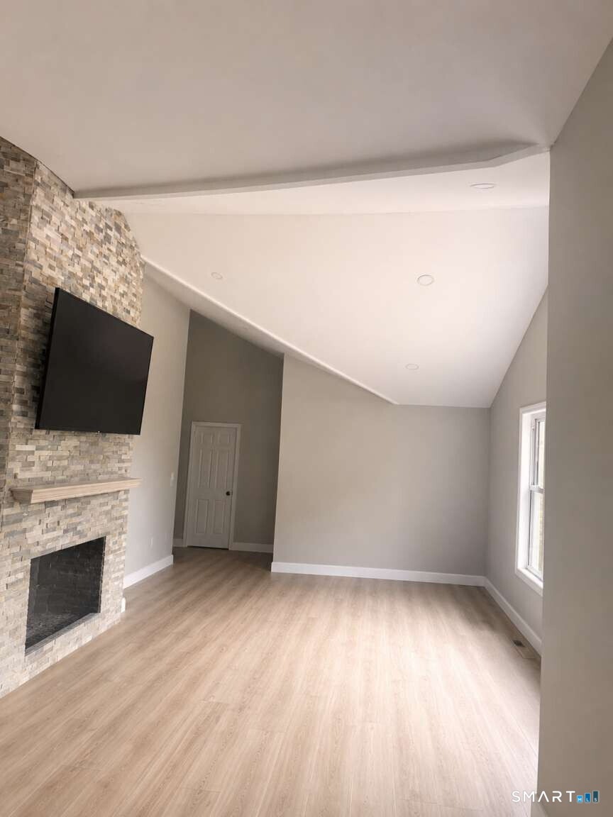 30 Blackman Road Ridgefield, CT 06877 - Photo 7 of 20