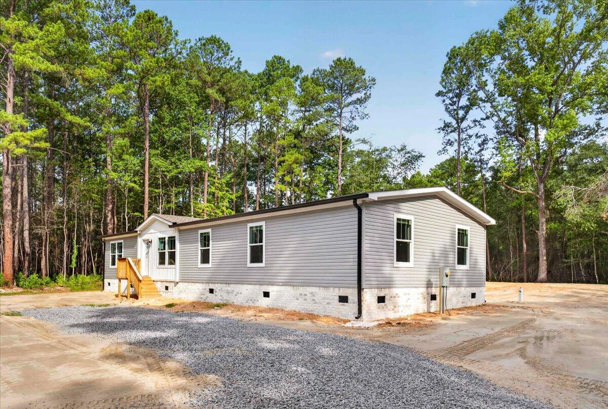 519 Stephens Lane Moncks Corner, SC 29461 - Photo 4 of 41 04-Brandi Sanicharr - DSC05096
