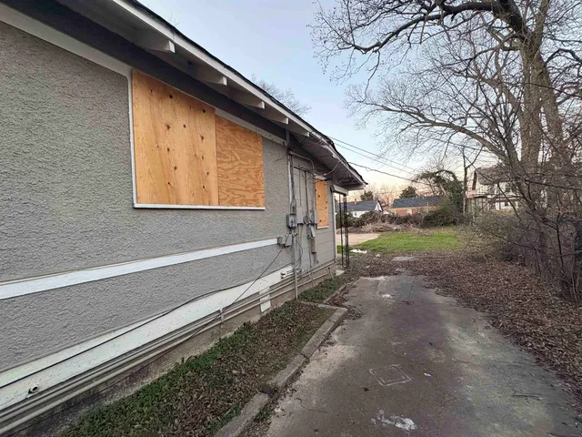 a backyard of a house