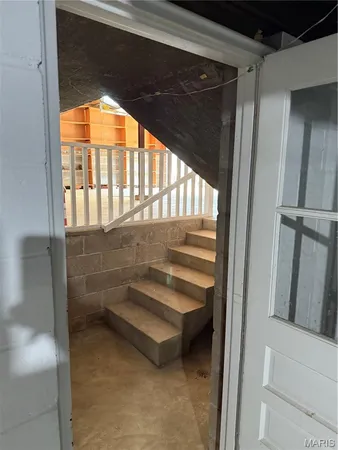 $250,000 | 9091 Patrick Drive, St. John, MO 63114