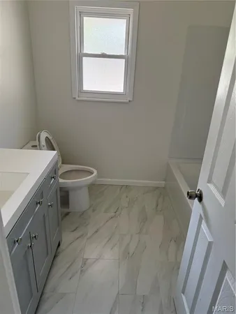 $250,000 | 9091 Patrick Drive, St. John, MO 63114