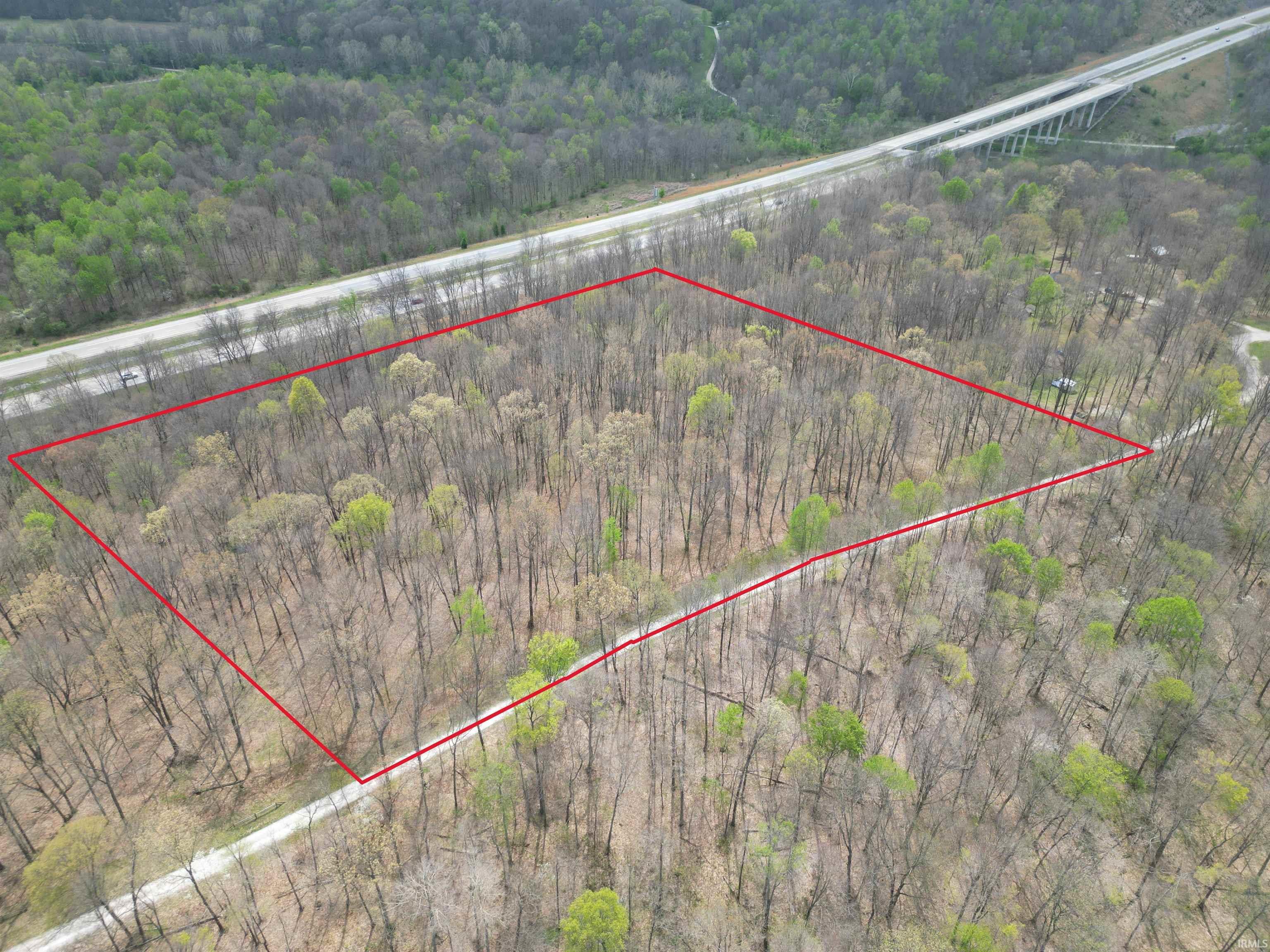 4 East Pine Road Bloomfield, IN 47424 - Photo 1 of 11