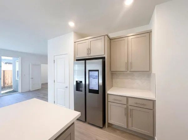 $756,000 | 374 North Palm Spgs Way, Tracy, CA 95391