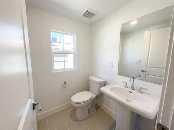 $756,000 | 374 North Palm Spgs Way, Tracy, CA 95391