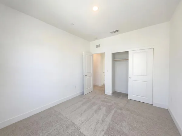 $756,000 | 374 North Palm Spgs Way, Tracy, CA 95391