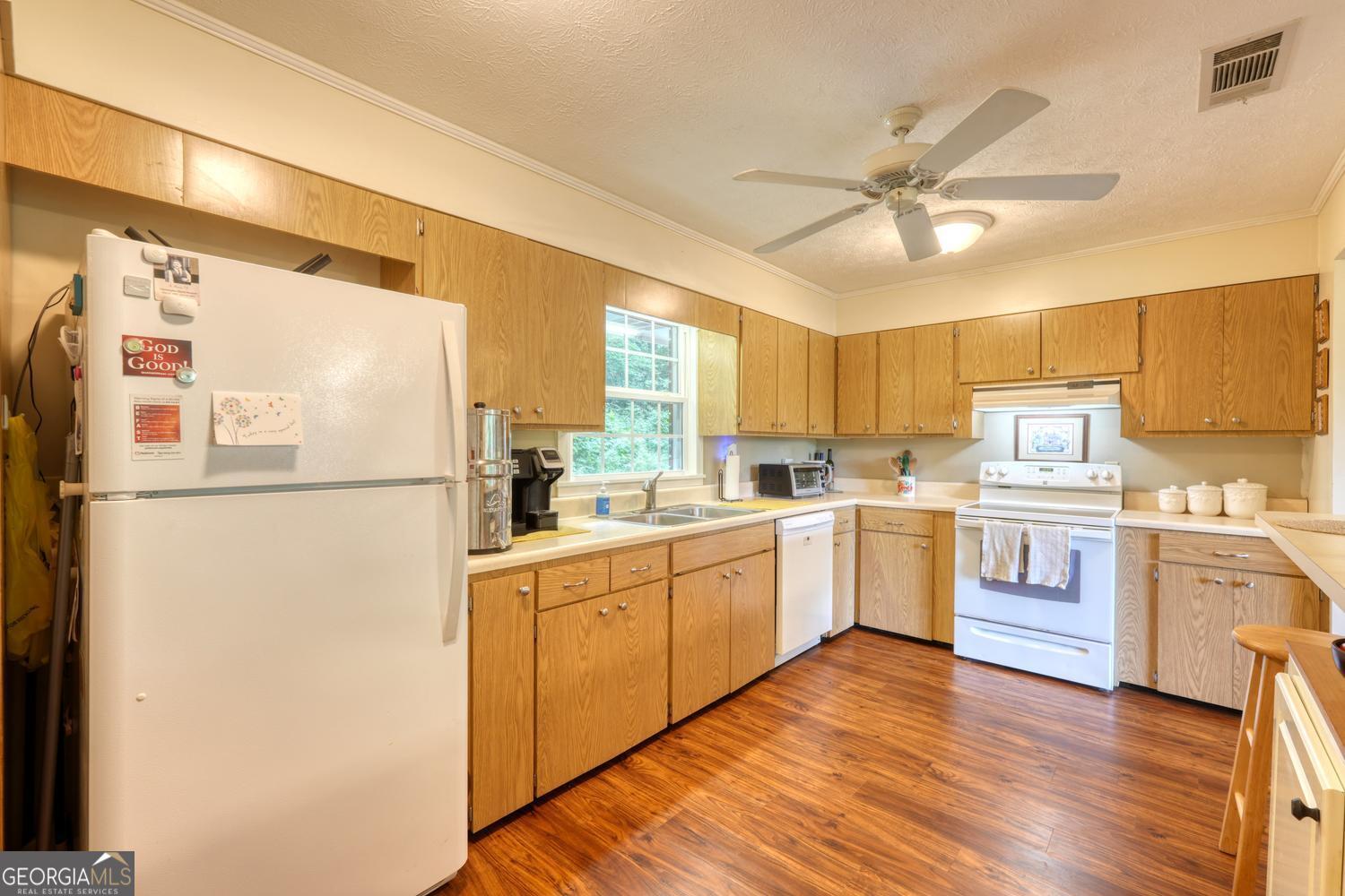 5127 Mineral Springs Road Young Harris, GA 30582 - Photo 21 of 58