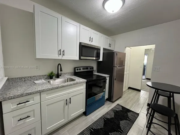 $1,799 | 140 Northwest 13th Street, Unit 148, Miami, FL 33136
