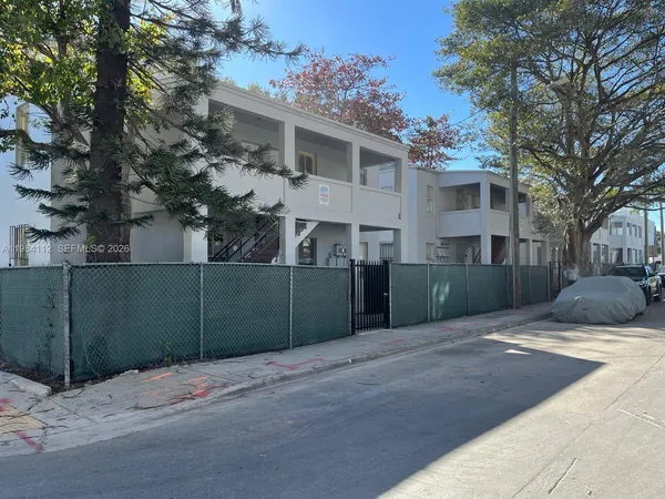 $1,799 | 140 Northwest 13th Street, Unit 148, Miami, FL 33136