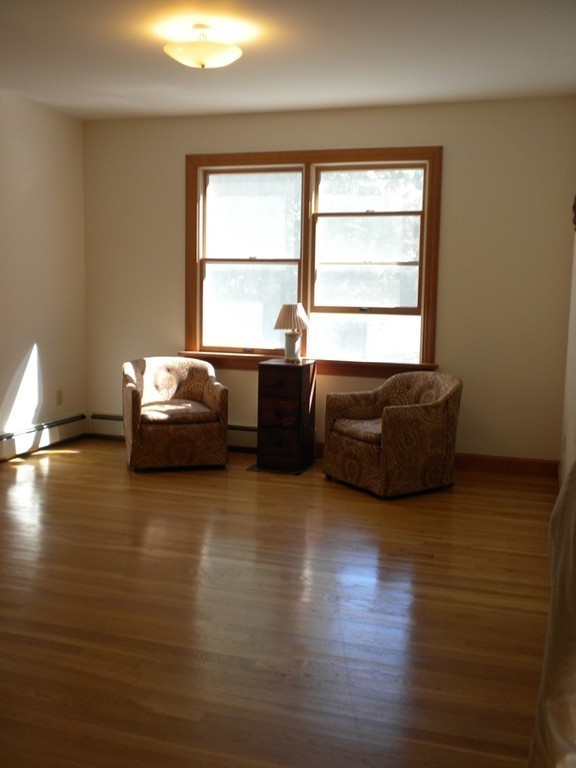 33 Pine Plain Road Wellesley, MA 02481 - Photo 6 of 9