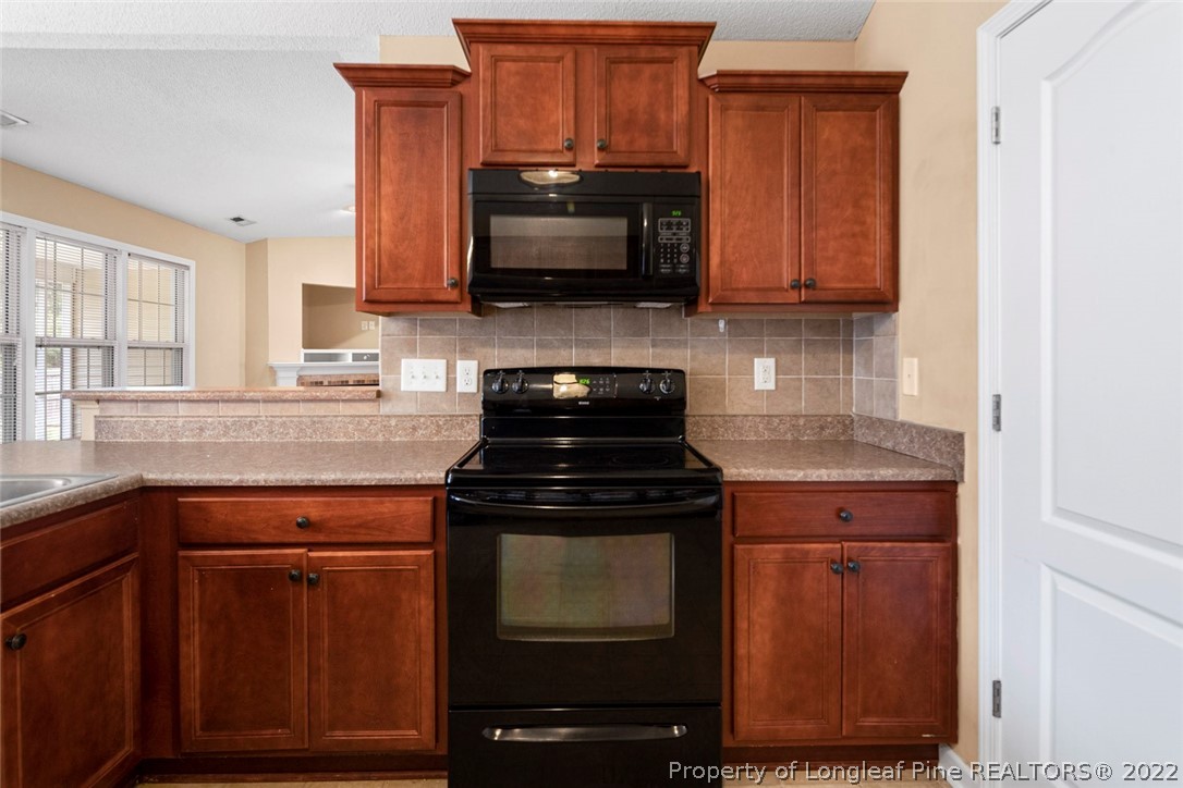 930 Bramblegate Road Hope Mills, NC 28348 - Photo 20 of 45 Gallery Image 20