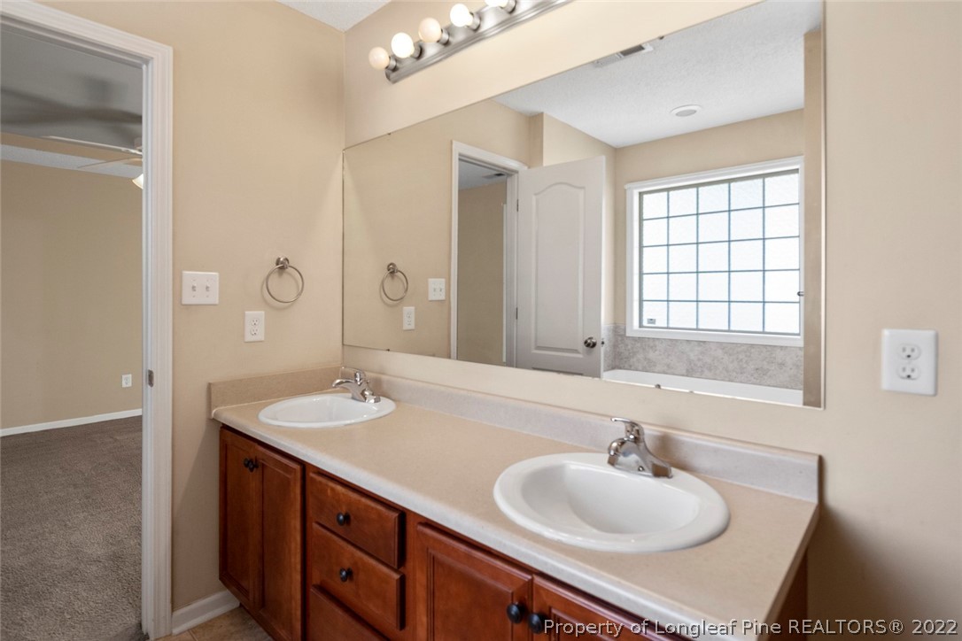 930 Bramblegate Road Hope Mills, NC 28348 - Photo 26 of 45 Gallery Image 26