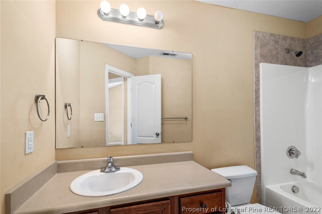 930 Bramblegate Road Hope Mills, NC 28348 - Photo 31 of 45 Gallery Image 31