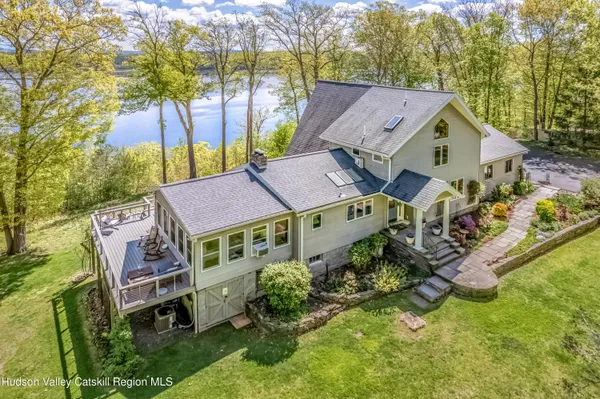 $1,425,000 | 75 Turkey Point Drive, Saugerties, NY 12477
