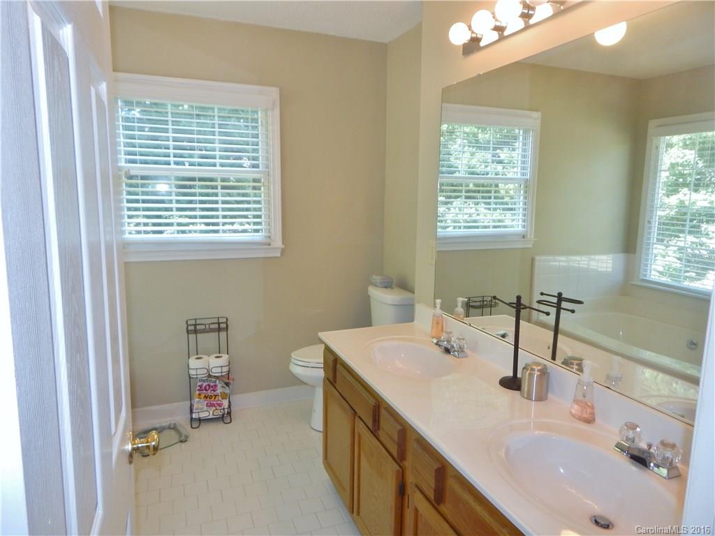 12000 Freshwell Road Charlotte, NC 28273 - Photo 14 of 24 Gallery Image 14