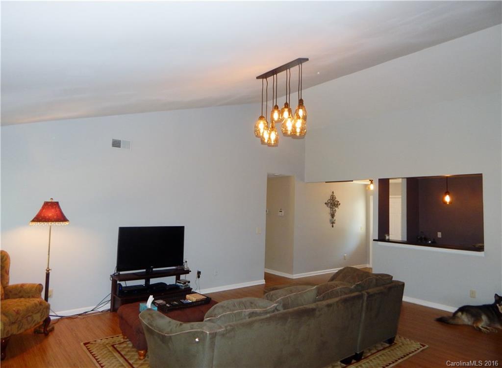 12000 Freshwell Road Charlotte, NC 28273 - Photo 5 of 24 Gallery Image 5
