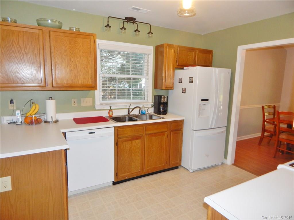 12000 Freshwell Road Charlotte, NC 28273 - Photo 8 of 24 Gallery Image 8