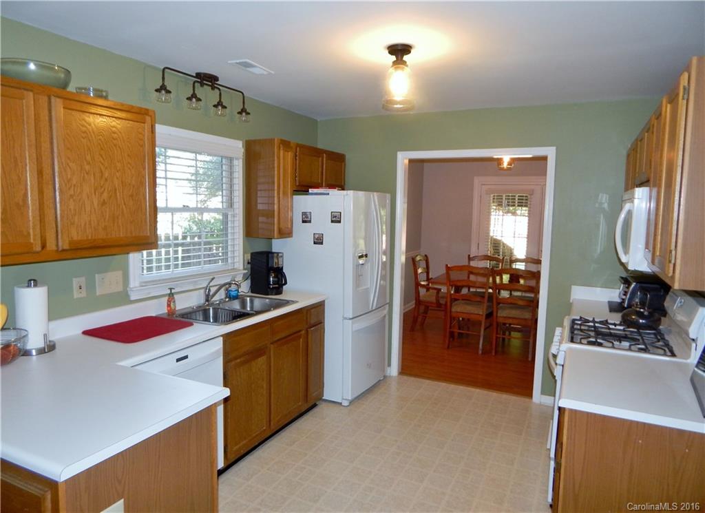 12000 Freshwell Road Charlotte, NC 28273 - Photo 10 of 24 Gallery Image 10