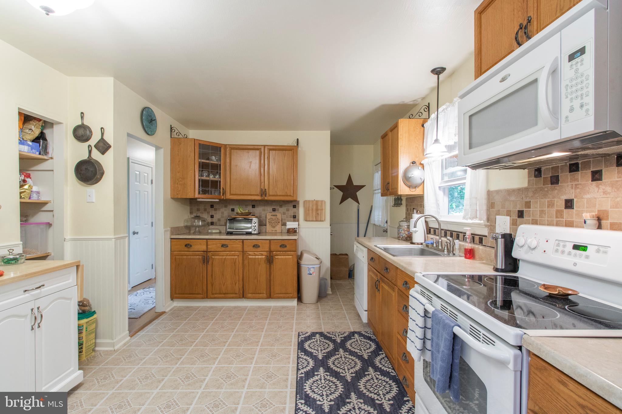 556 Dresher Road Horsham, PA 19044 - Photo 11 of 50 Gallery Image 11